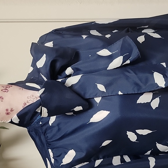 VTG | Alex Colman Blue Floral Floppy Bow Tie Blouse - Picture 3 of 13